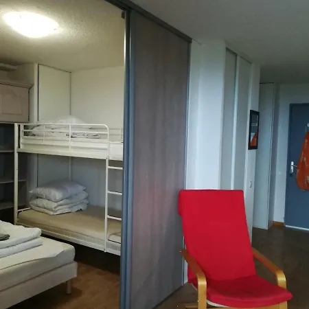 Les Chalets De 아파트 *